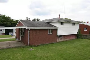403 Oak Ave, Elizabeth Twp/Boro, PA 15037 - Photo 3