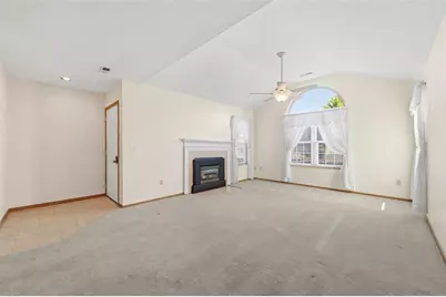 39 Ashford Dr, Cranberry Township, PA 16066 - Photo 7