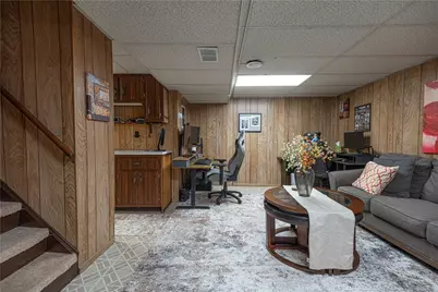 867 Garlow Blvd, Pittsburgh, PA 15239 - Photo 5