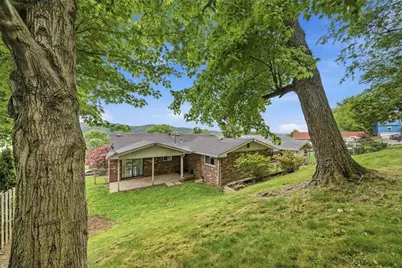890 4th Street, Baden, PA 15005 - Photo 5