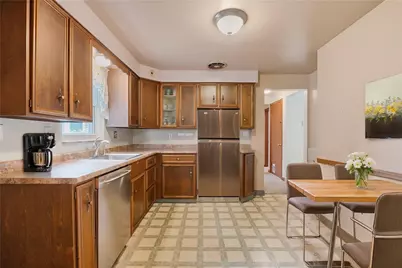 4366 E Brightview Ave, Pittsburgh, PA 15227 - Photo 17
