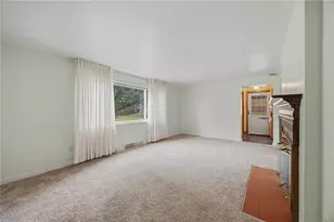 4366 E Brightview Ave, Pittsburgh, PA 15227 - Photo 9