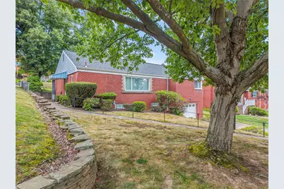 4366 E Brightview Ave, Pittsburgh, PA 15227 - Photo 3