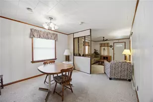 514 Rostraver Rd, Rostraver, PA 15012 - Photo 11