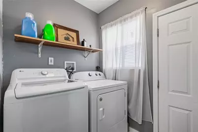 131 S 7th St, Duquesne, PA 15110 - Photo 11