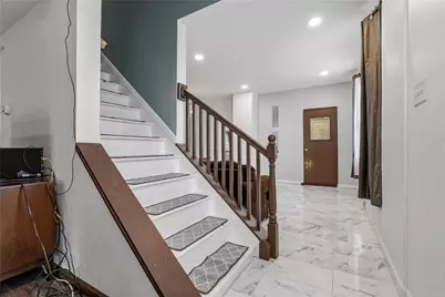 131 S 7th St, Duquesne, PA 15110 - Photo 5