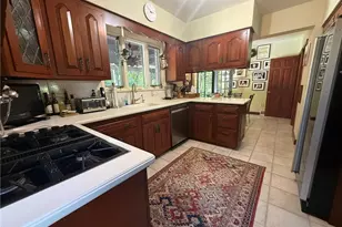 1080 Woodberry Rd, New Kensington, PA 15068 - Photo 13