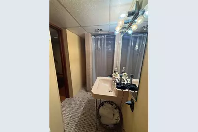 1080 Woodberry Rd, New Kensington, PA 15068 - Photo 37
