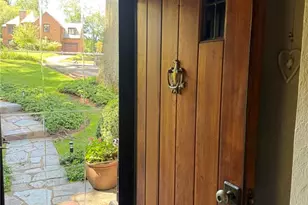 1080 Woodberry Rd, New Kensington, PA 15068 - Photo 5