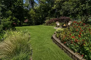 1303 Hancock St, North Braddock, PA 15104 - Photo 7