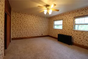 1303 Hancock St, North Braddock, PA 15104 - Photo 29