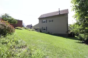 1303 Hancock St, North Braddock, PA 15104 - Photo 9