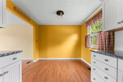 1912 Hertford Dr, South Park, PA 15129 - Photo 15