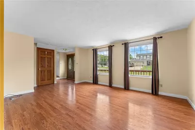 1912 Hertford Dr, South Park, PA 15129 - Photo 9