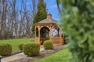 106 Westminster Dr, Ross Twp, PA 15229 - Photo 39