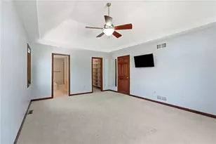 100 Field Club Dr W, Robinson Twp, PA 15136 - Photo 23