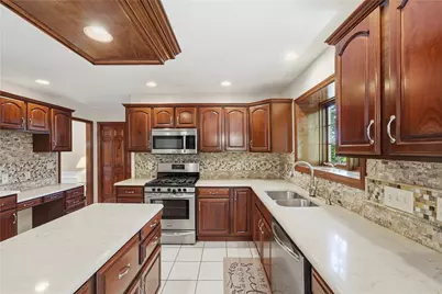 100 Field Club Drive  West, Robinson Twp, PA 15136 - Photo 15