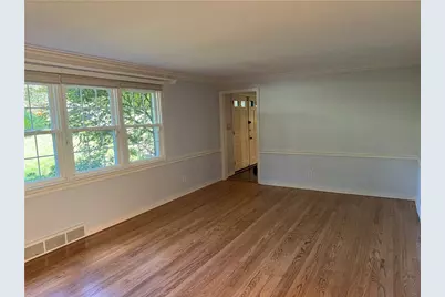 209 Grandview Dr, Pittsburgh, PA 15215 - Photo 9