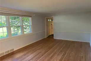 209 Grandview Dr, Pittsburgh, PA 15215 - Photo 9