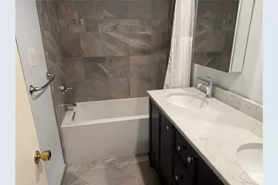 209 Grandview Dr, Pittsburgh, PA 15215 - Photo 41
