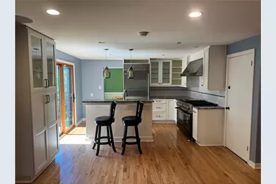 209 Grandview Dr, Pittsburgh, PA 15215 - Photo 21