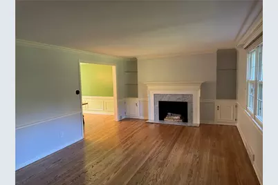 209 Grandview Dr, Pittsburgh, PA 15215 - Photo 11