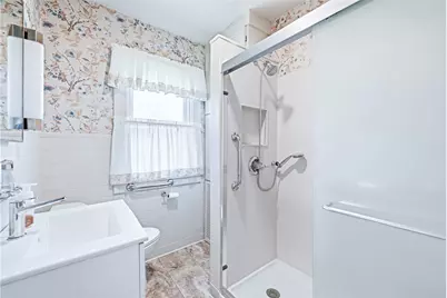 877 Saunders Avenue, Sharon, PA 16146 - Photo 19