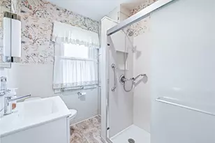 877 Saunders Ave, Sharon, PA 16146 - Photo 19
