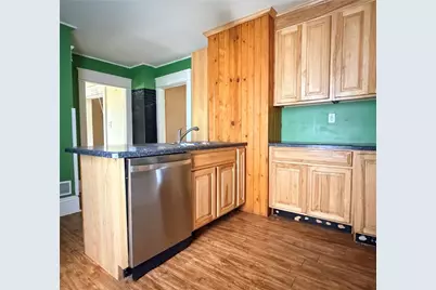 925 Morton St, New Castle, PA 16101 - Photo 7