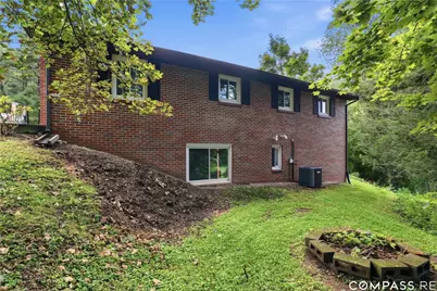 302 Ross Ave, Beaver Falls, PA 15010 - Photo 45