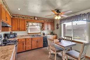23 Broadway Ave, Manor, PA 15665 - Photo 9