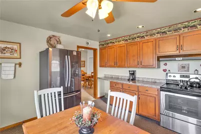 23 Broadway Avenue, Hempfield Township, PA 15665 - Photo 9