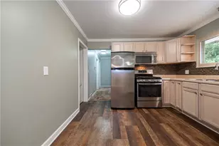 684 Crescent Blvd, Moon/Crescent Twp, PA 15046 - Photo 11
