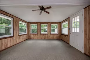 684 Crescent Blvd, Moon/Crescent Twp, PA 15046 - Photo 13