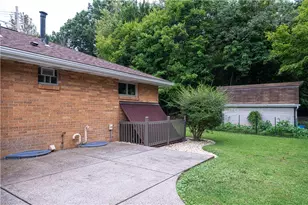 684 Crescent Blvd, Moon/Crescent Twp, PA 15046 - Photo 43