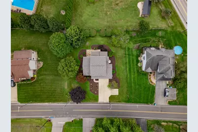 202 Holyoke Rd, Center Township, PA 16001 - Photo 47