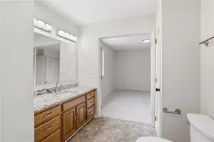 202 Holyoke Rd, Center Township, PA 16001 - Photo 25