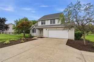 202 Holyoke Rd, Center Township, PA 16001 - Photo 41