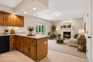 202 Holyoke Rd, Center Township, PA 16001 - Photo 13