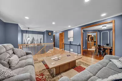 45 Florence Drive, Scott Township, PA 15220 - Photo 7
