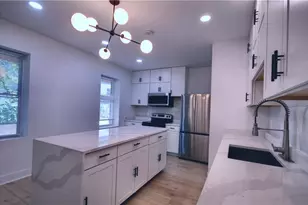 1327 Reddour St, Pittsburgh, PA 15212 - Photo 9