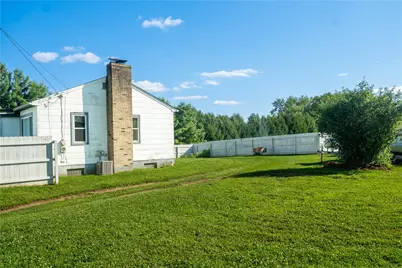 2254 Mercer Butler Pike, Liberty Township, PA 16127 - Photo 13