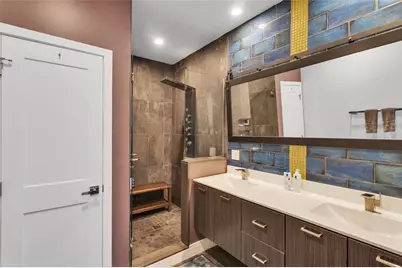 4618 Carlton St, Pittsburgh, PA 15201 - Photo 15