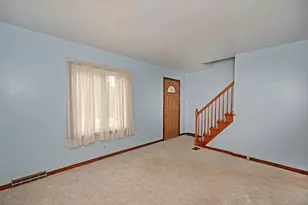 182 Oak Manor Dr, Harrison Township, PA 15065 - Photo 9