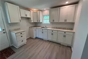 301-303 Bessemer Ave, City of But SW, PA 16045 - Photo 11