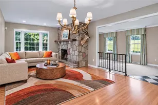 269 Garvin Hurst Dr, Bridgewater, PA 15009 - Photo 7