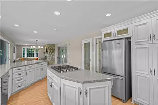 269 Garvin Hurst Dr, Brighton Township, PA 15009 - Photo 7