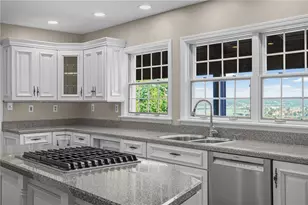 269 Garvin Hurst Dr, Bridgewater, PA 15009 - Photo 5