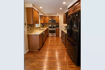 10232 Lavonne Dr, North Huntingdon, PA 15642 - Photo 3