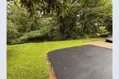 10232 Lavonne Dr, North Huntingdon, PA 15642 - Photo 11